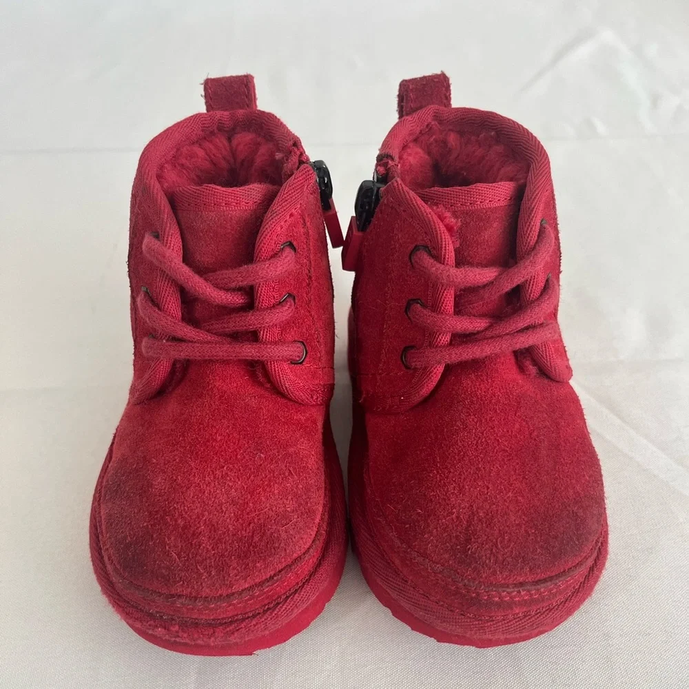 UGG Neumel Red Suede Chukka Boots Toddler 6 Unisex 1017320T